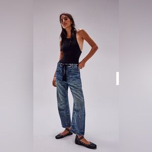 EUC size 30 Free People We The Free Moxie Pull-On Barrel Jeans